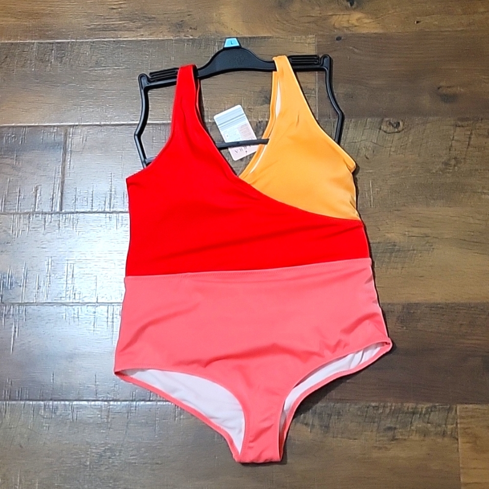 NWT pink and orange bathingsuit